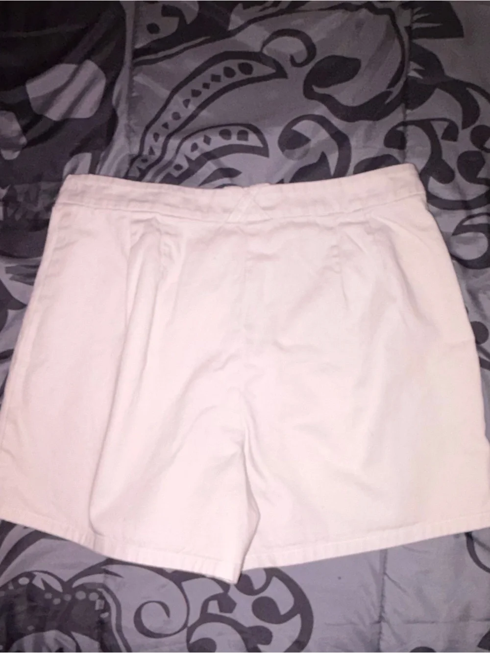 Vintage 90’s Ann Taylor LOFT Cream Women's Shorts
